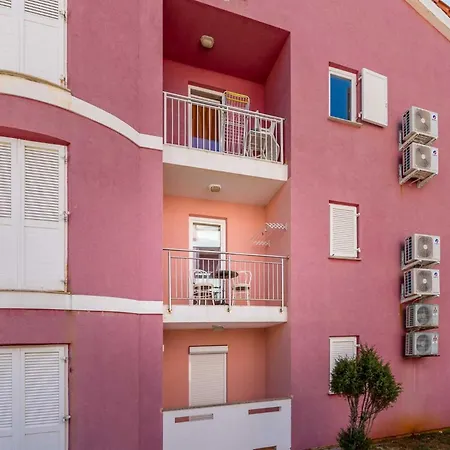 Diamond Apartman *