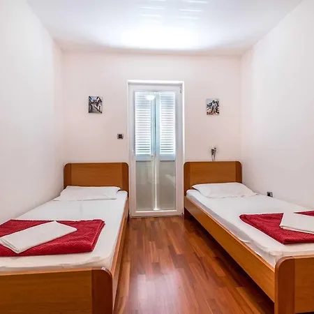 Diamond Apartman *